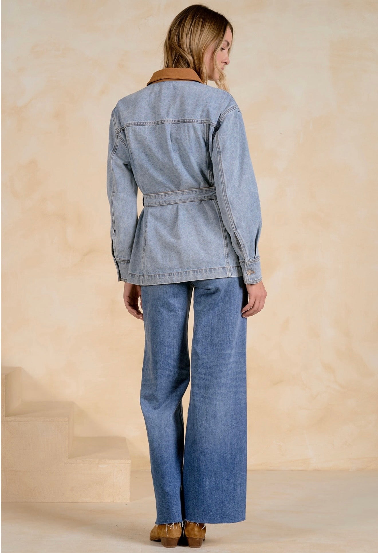 Jacket Collar Front