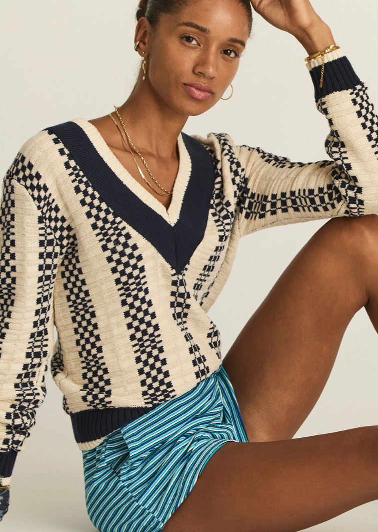SONNY V NECK SWEATER