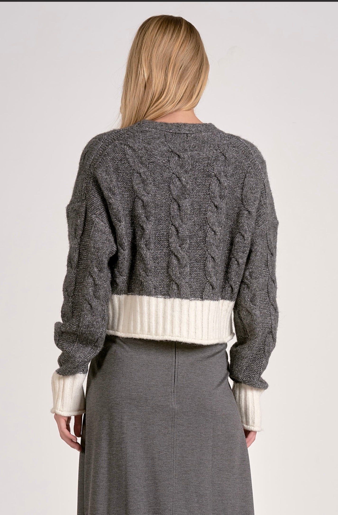 CLARA GRAY SWEATER