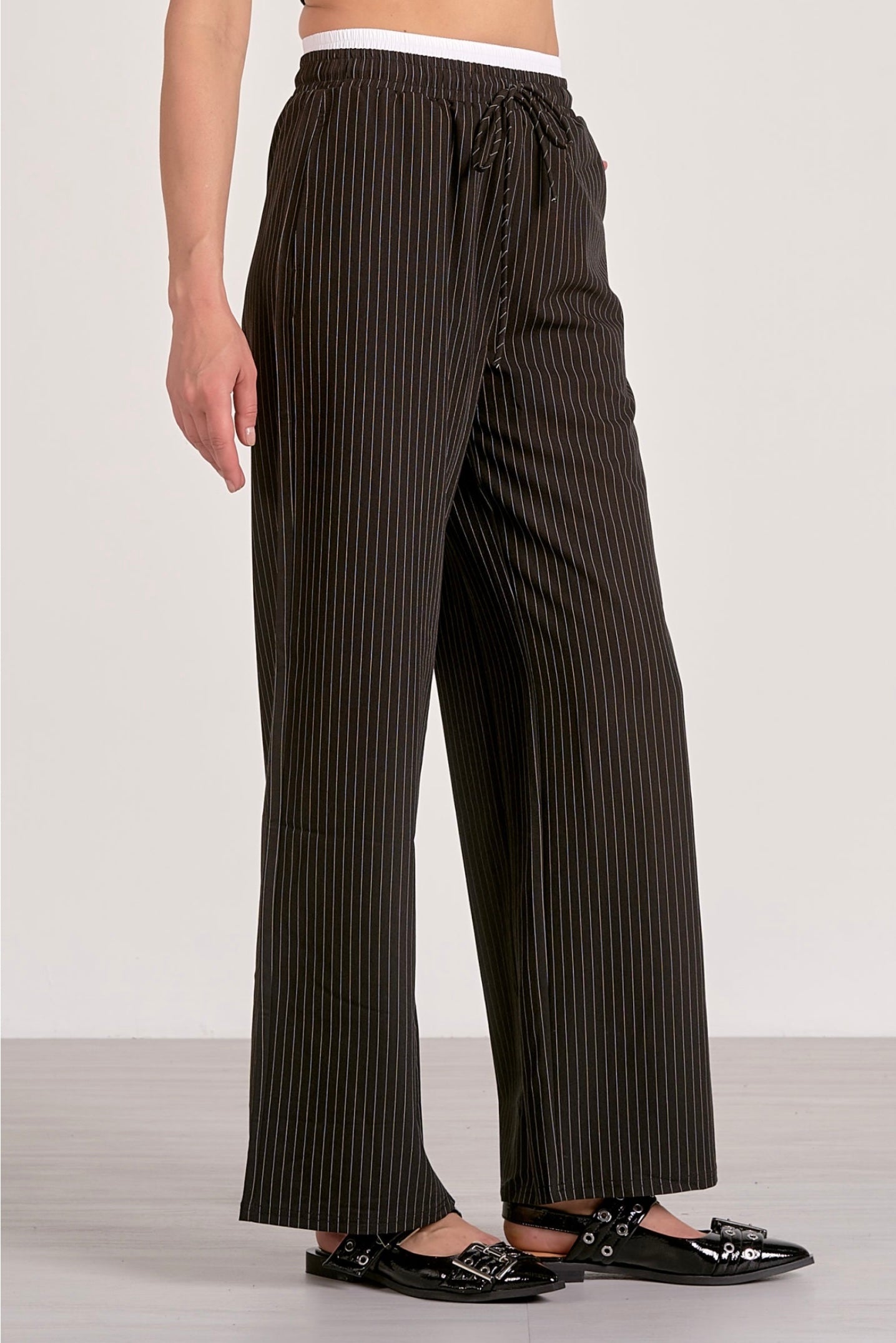 BLACK STRIPE PANT