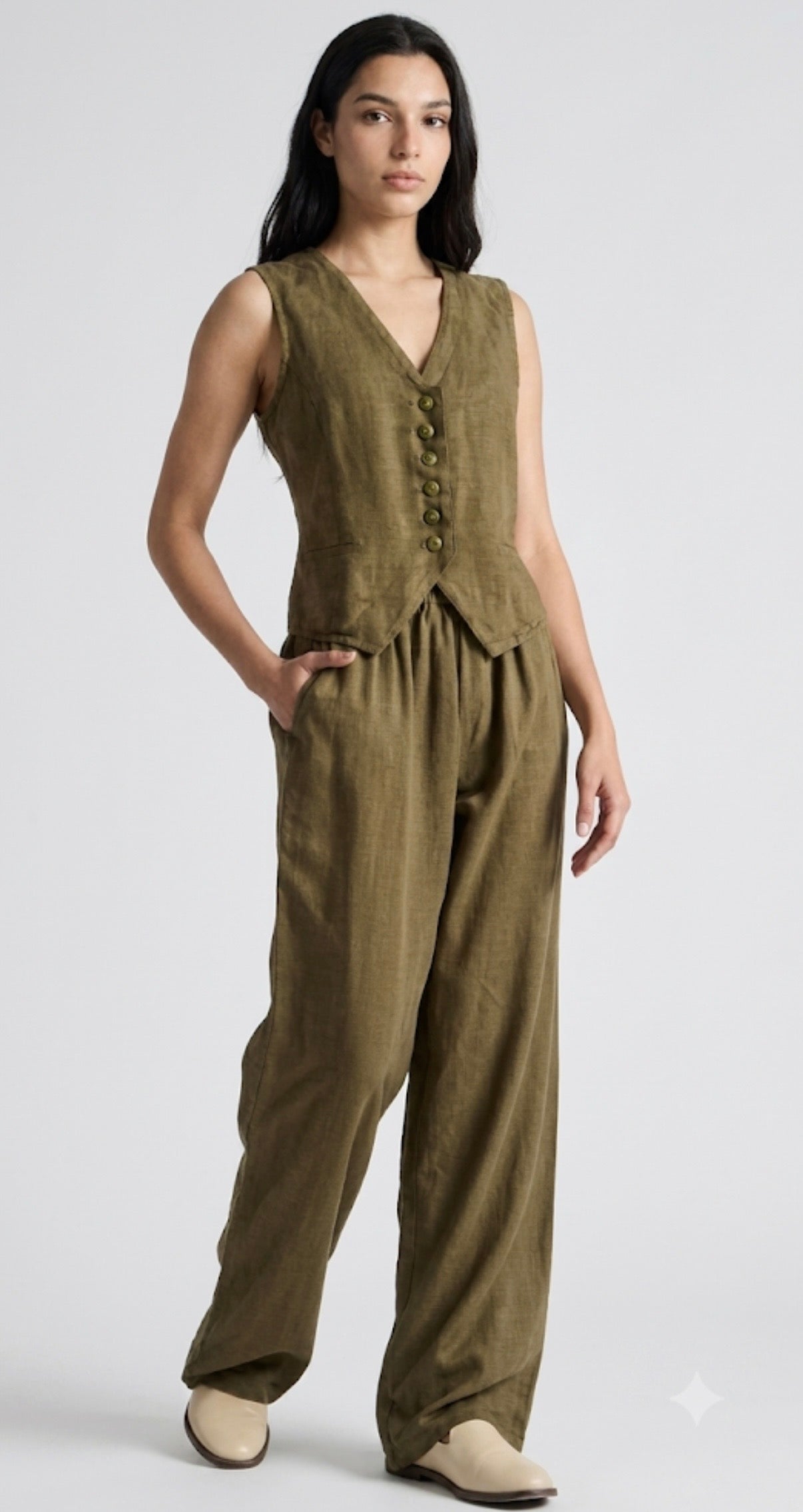 Vest Button Olive