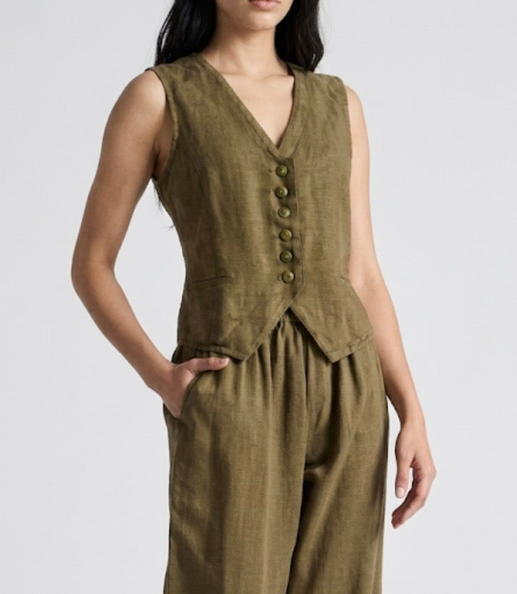 Vest Button Olive
