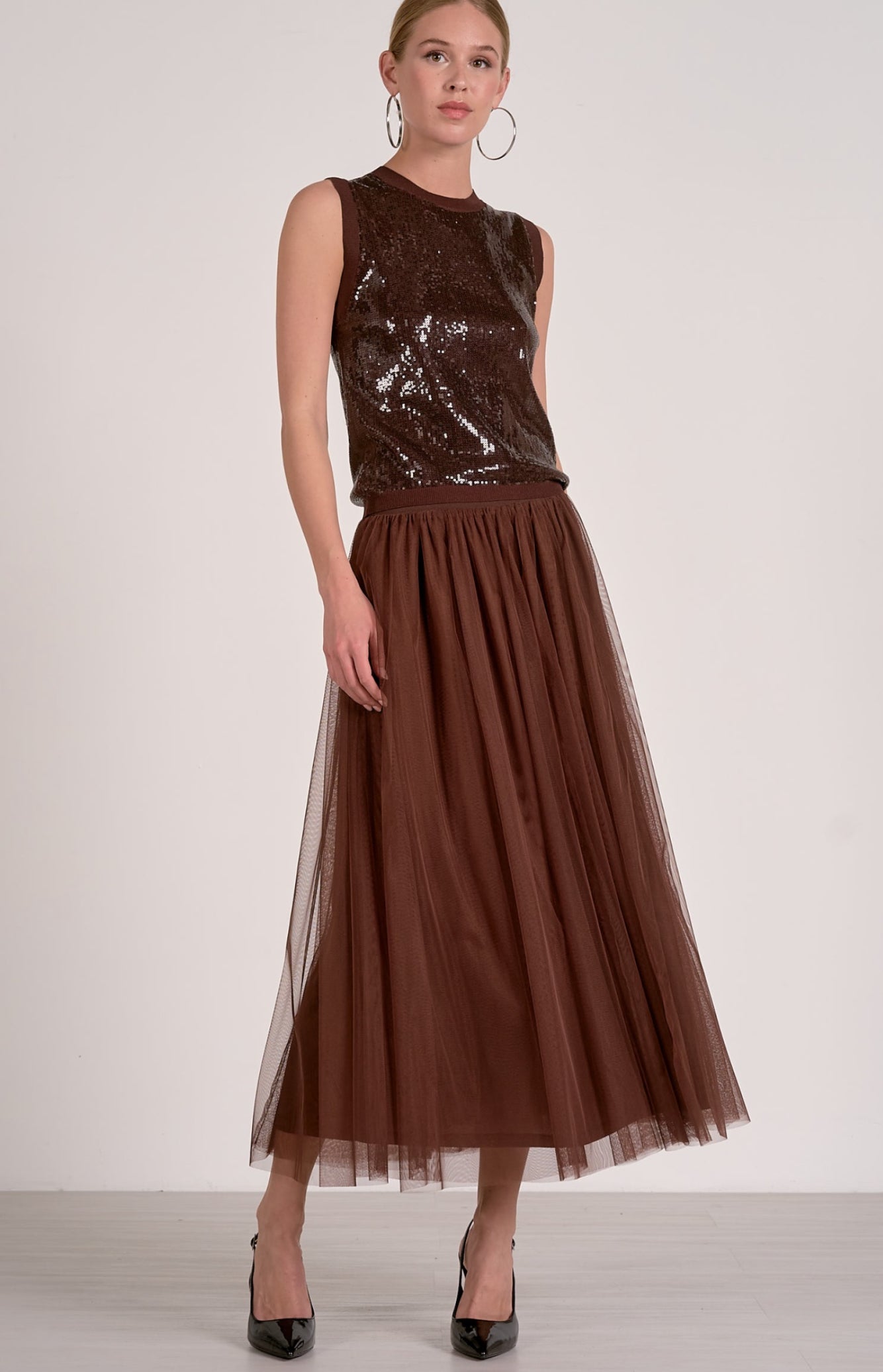 TOP TANK SLVLESS DARK CHOCOLATE