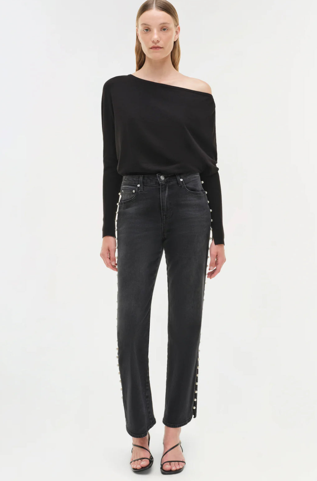 AMELIA STRAIGHT LEG JEAN